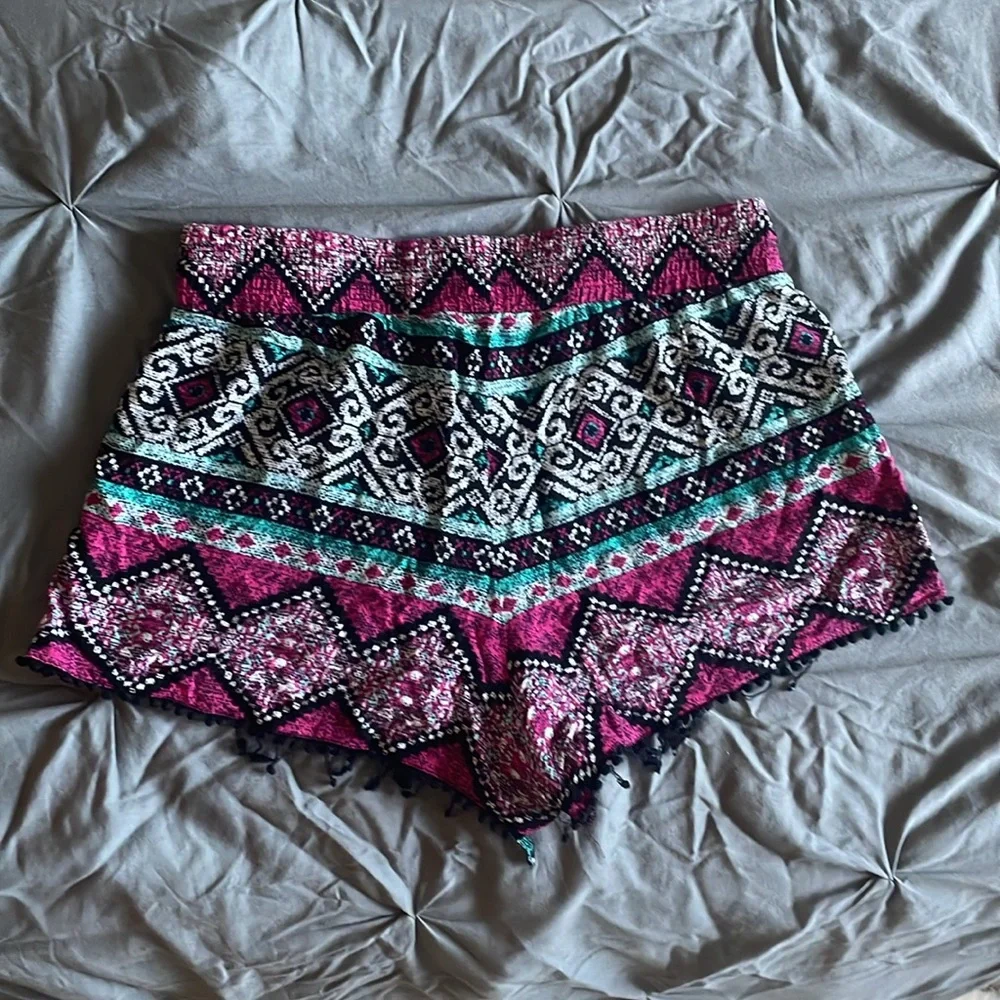 Target Shorts - Picture 4 of 4